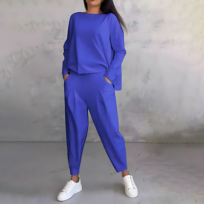 Avenn | Women's Relaxed-Fit Two-Piece Set - Casual Outings