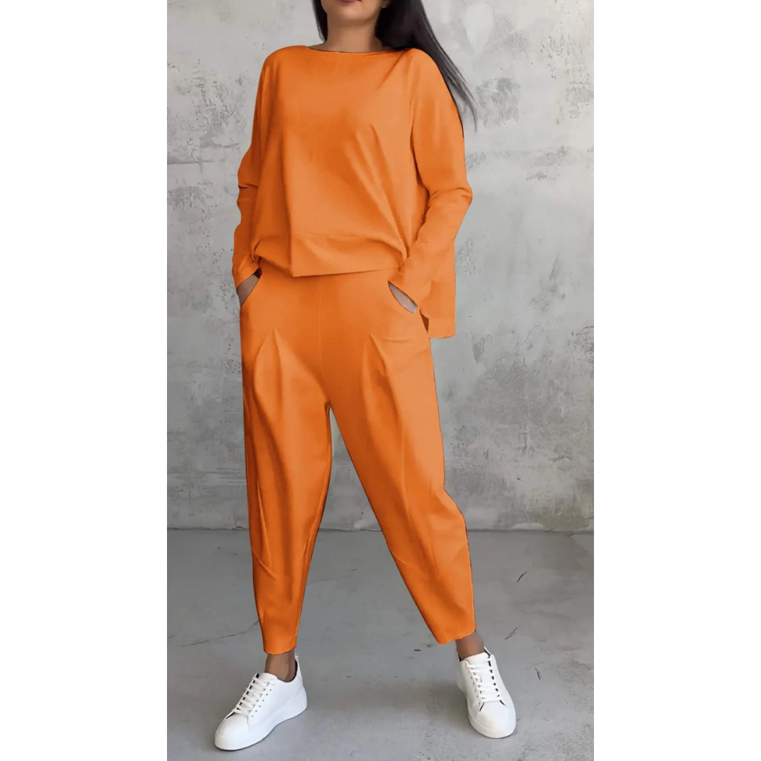 Avenn | Women's Relaxed-Fit Two-Piece Set - Casual Outings