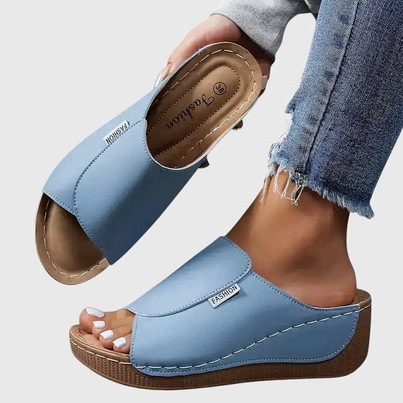 Bríd | Women's Sandals, Classic Comfort Design 2