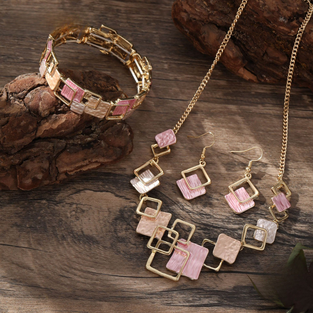 Celestine™ | Gold Geometric Set 4
