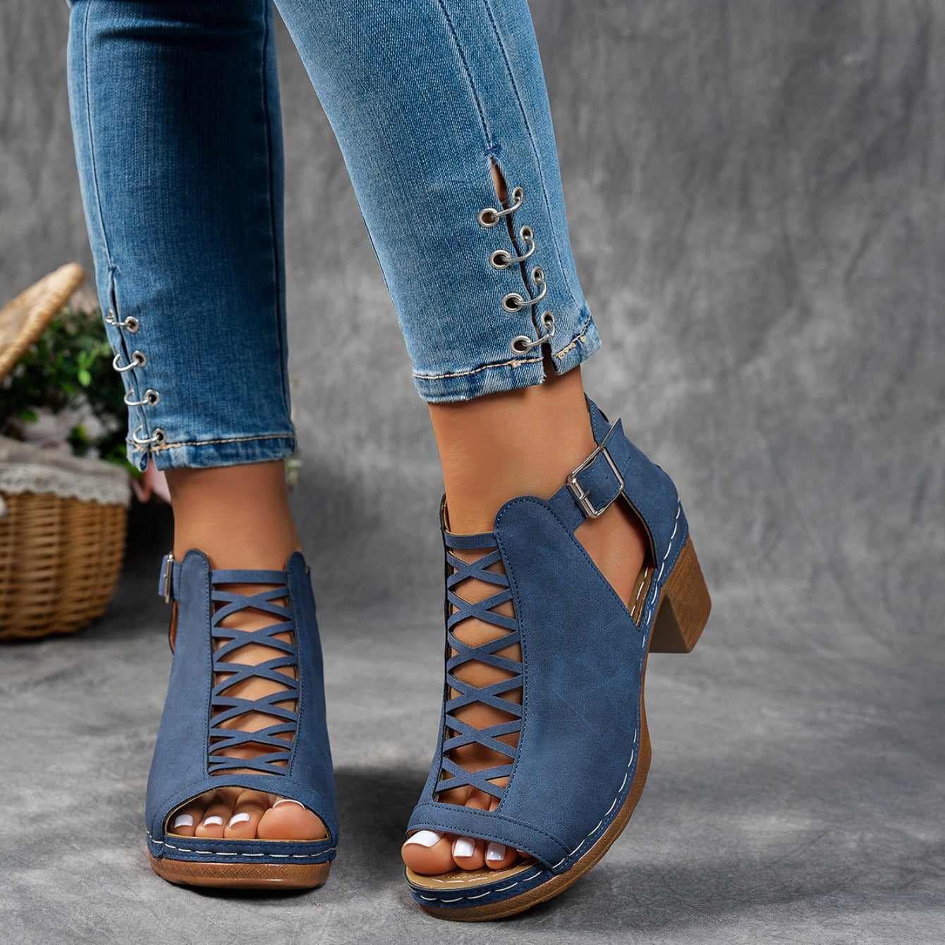 Clara | Sandals for Women 2