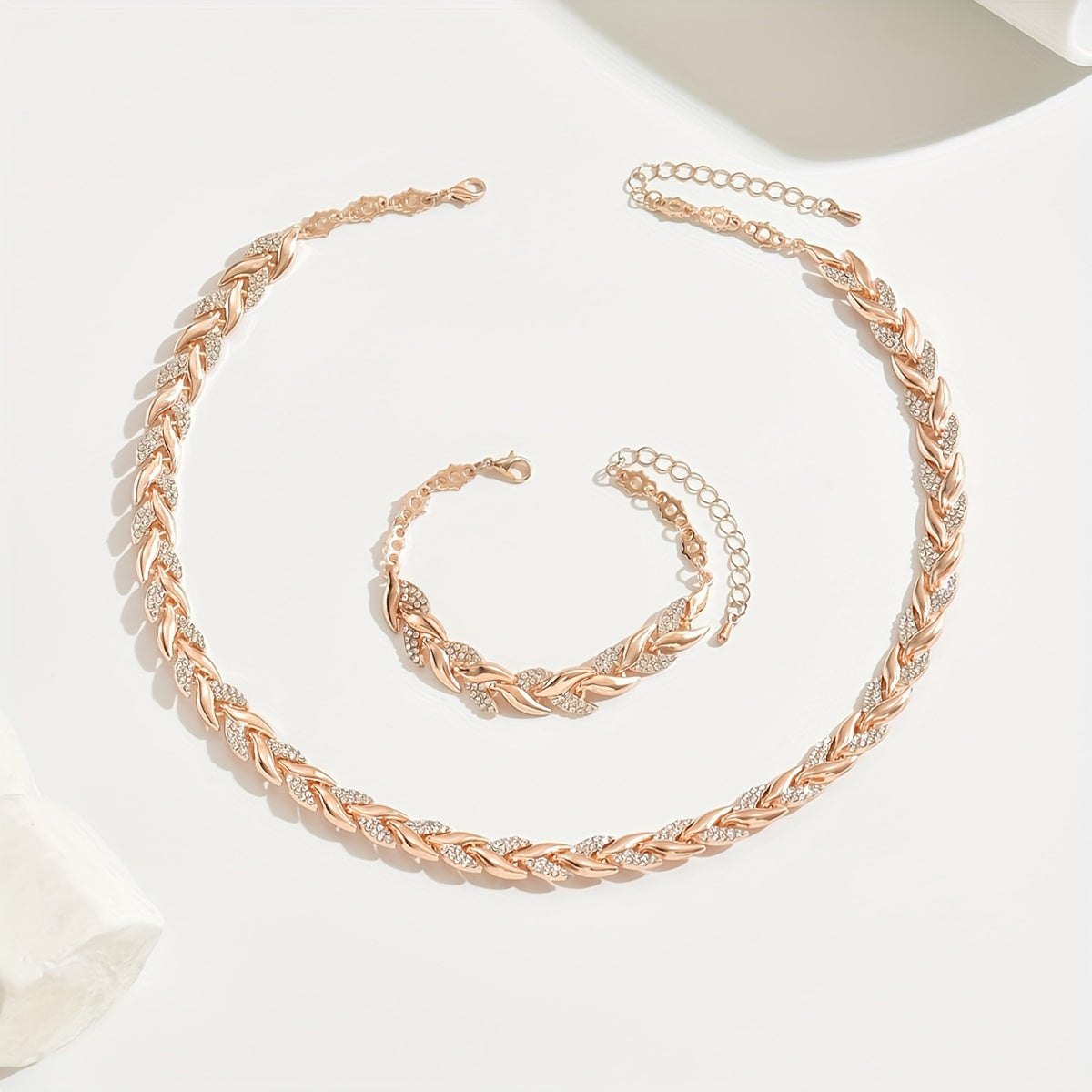 Claudine | Elegant Fishtail Pendant Set 6