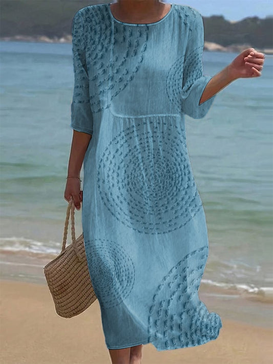 Embroidered women's casual dress. 0
