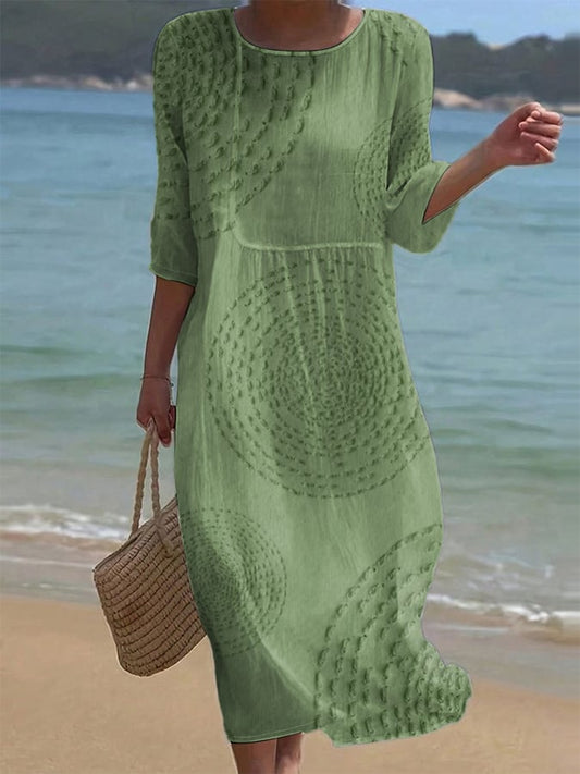 Embroidered women's casual dress. 0