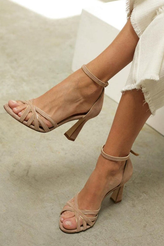 Naomi Crosslight Heels 0