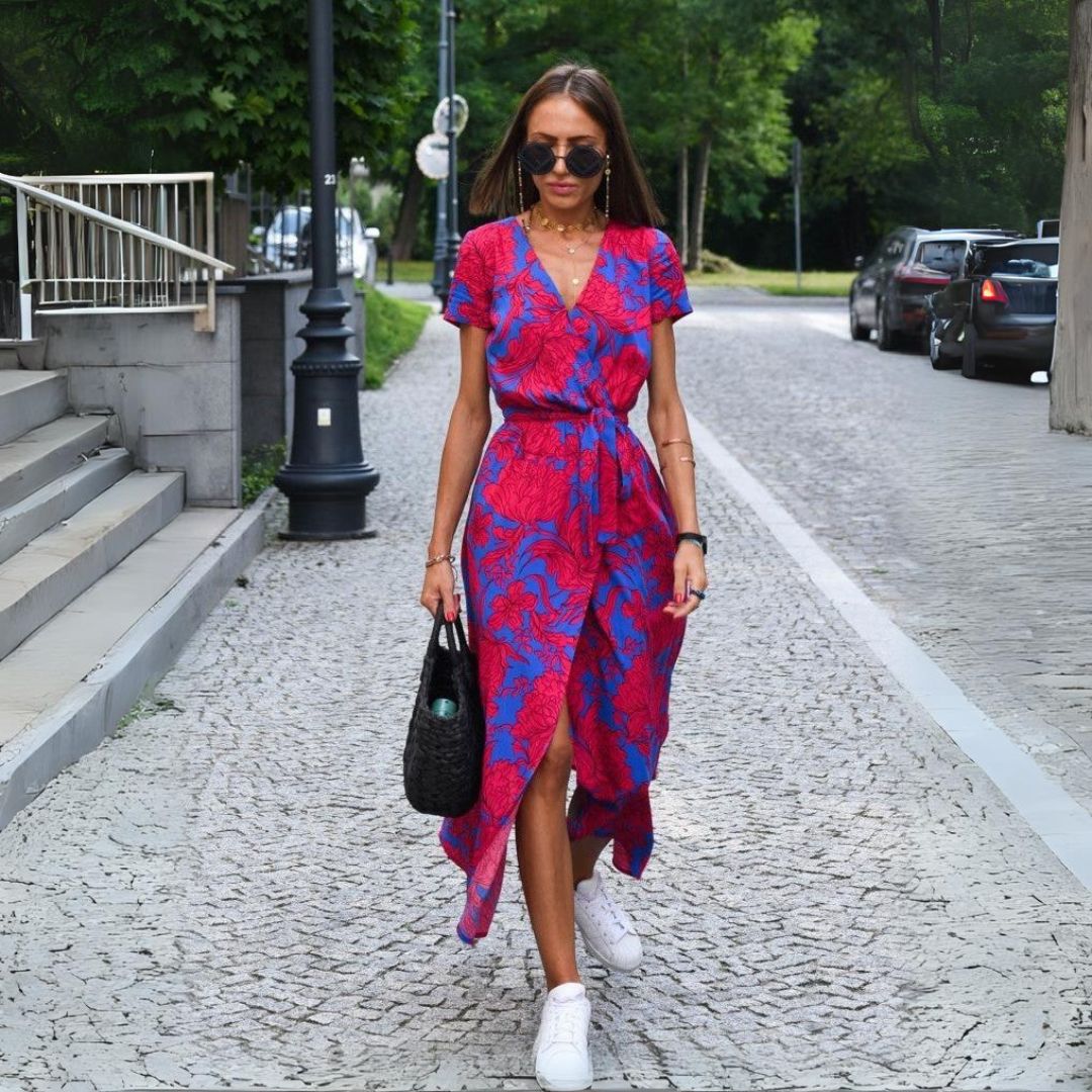 Talia™ | Stylish V-Neck Floral Dress 9