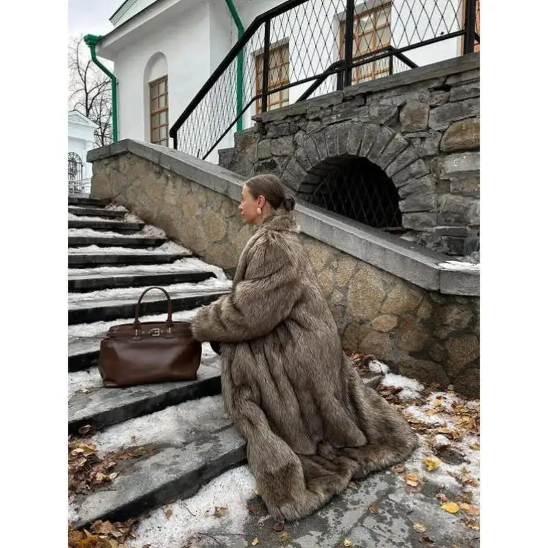 Virelle | Luxury Thickened Faux Fur Waist-Fit Coat