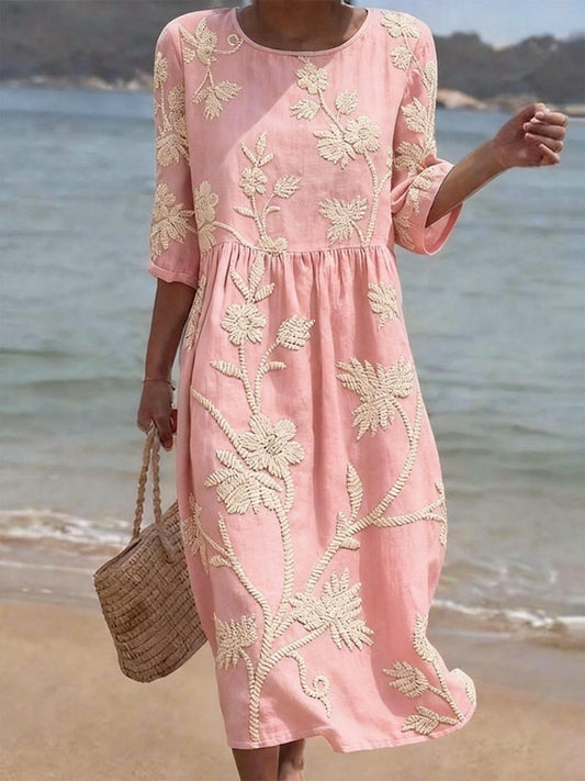 Women's casual dress with floral print. 0