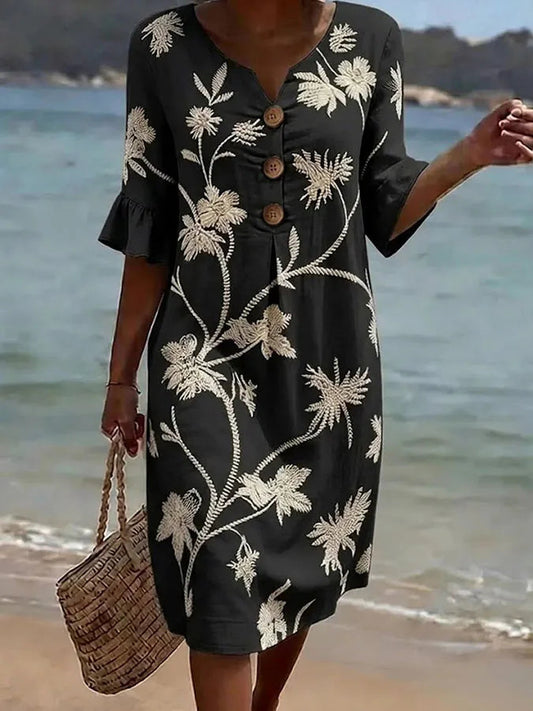 Women's casual dress with floral print. 0