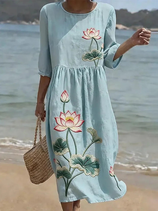 Women's casual dress with floral print. 0