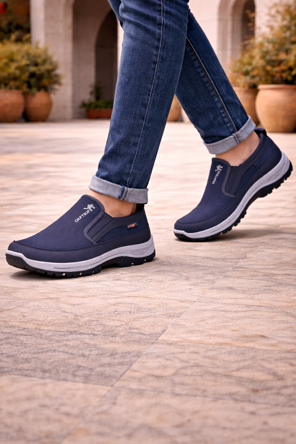 Karlijn | Men's Slip-On Sneakers Cushioned Comfort – Weekend Travel
